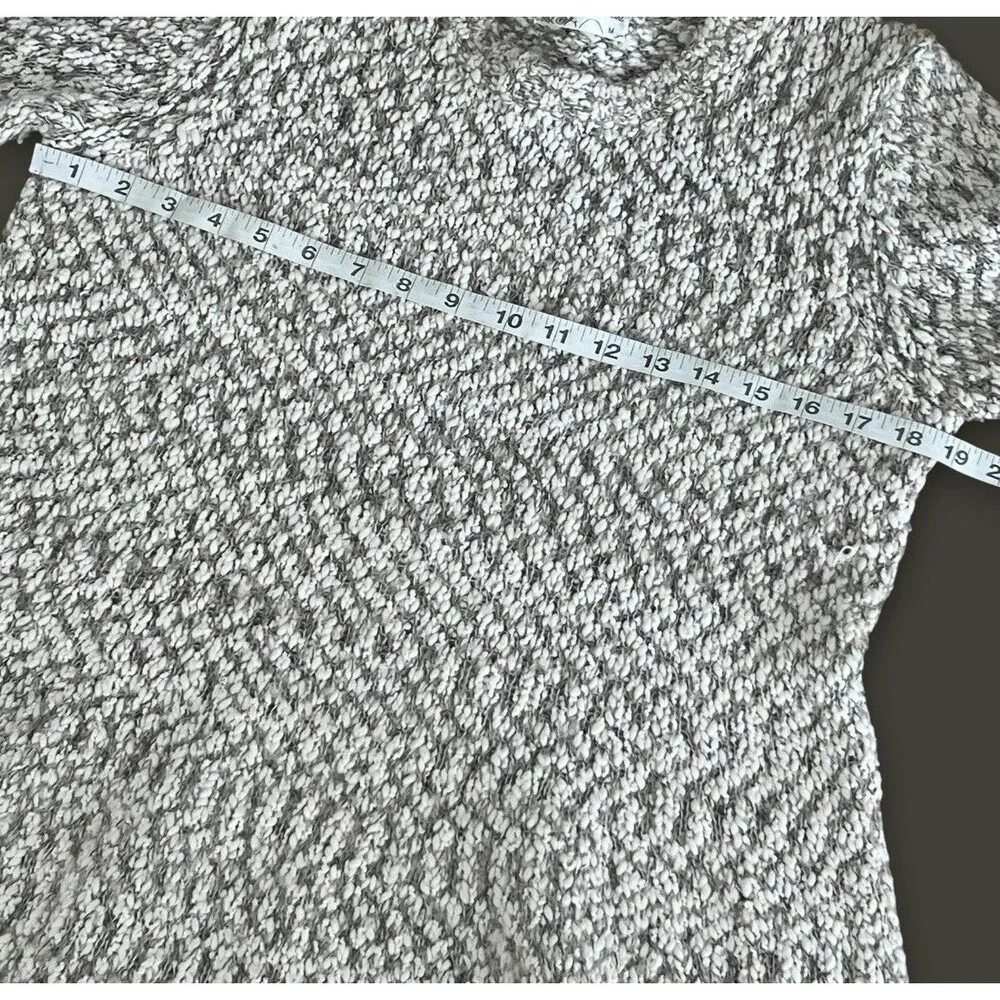 Mizumi Tan Ivory Knit Sweater w/ Lace Hem Fall/Winter Cottagecore Fashion Size M